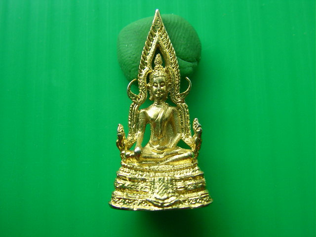 พระสมเด็จองค์ปฐม   รุ่น 3   ( ฐาน  นะ )   หลวงพ่อฤาษีลิงดำ   วัดท่าซุง   ครับ  ( องค์ที่ 2 )
