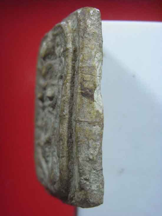 พระกรุวัดคู้สลอด พิมพ์หนุมาน เนื้อผง จ.อยุธยา มีบัตรรับรอง