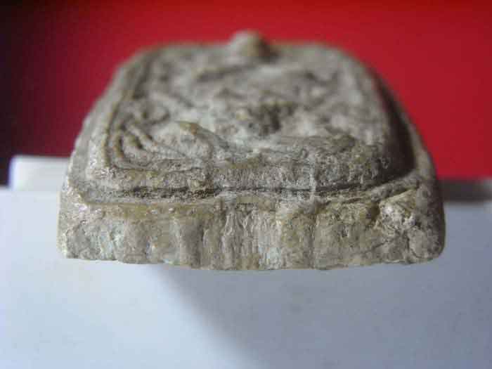 พระกรุวัดคู้สลอด พิมพ์หนุมาน เนื้อผง จ.อยุธยา มีบัตรรับรอง