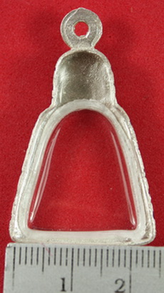 ตลับเงินลงยาลพ.เงินจอบใหญ่ เปิดหลังของใหม่  