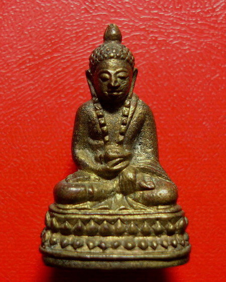 * * พระกริ่งสวนเต่า หลวงพ่อแย้ม วัดสามง่าม จ.นครปฐม ปี 2527 ค่ะ * *