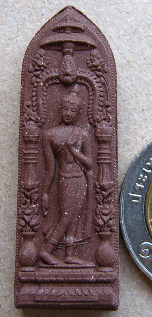 พระผงปางลีลา (เนื้อผงชานหมาก) หลวงปู่นาม วัดน้อยชมภู่ จ สุพรรณบุรี