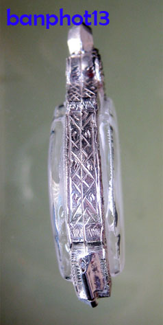 เคาะแรก ตลับเงินแท้แกะลาย หลังเปิด ยกซุ้มใส่พระยอดธงรุ่น 5 ลพ.คูณ วัดบ้านไร่ เหมาะเลี่ยมกันน้ำ