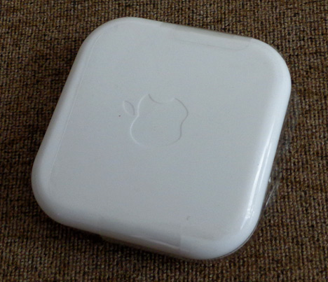 หูฟังแกะมาจากกล่อง iPhone5 ใช้ได้กับ iPhone iPod iPad ทุกรุ่น โทรศัพท์ MP3 คอมพิวเตอร์โน้ตบุ๊ค