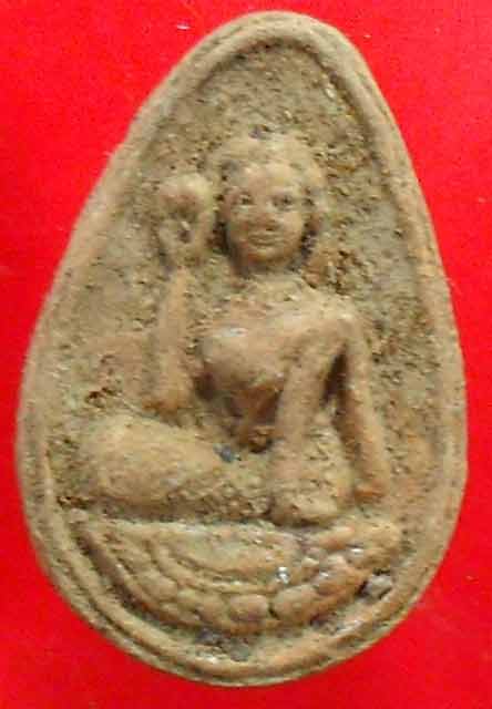 นางกวักโชคลาภ หลวงปู่ทิม วัดละหารไร่ เนื้อผสมผงพราย บรรจุกรุ ผสมผงเก่ามากมาย เคาะเดียวครับ ลองชมดูคร