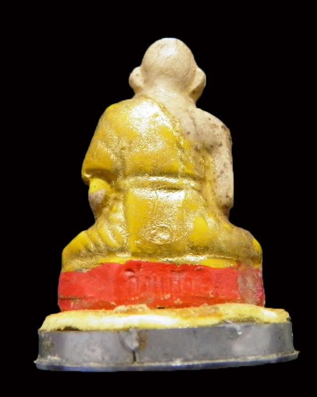 พระรูปเหมือนลอยองต์หลวงปู่เผือก (ผสมอัฐฐิหลวงปู่เผือก) วัดกิ่งแก้ว เนื้อผงปิดทองเดิม จ.สมุทรปราการ  