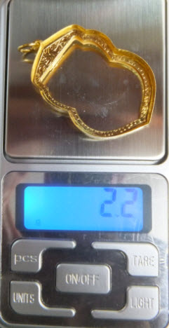 กรอบทอง ทรงเหรียญเสมา เคาะเดียว