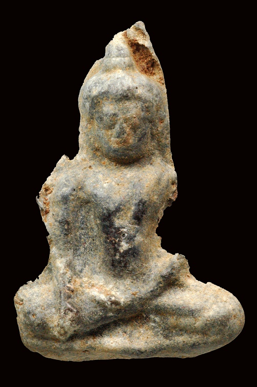 พระร่วงนั่งสนิมแดงลพบุรีกรุค่ายสมเด็จพระนารายณ์ สวยมากๆครับ เนื้อครูพระกรุสนิมแดงตัวจริงครับท่าน