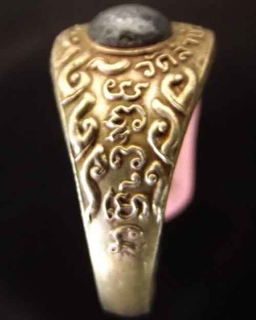 แหวนข้าวตอกพระร่วงหลวงพ่อสนิทวัดลำบัวลอย