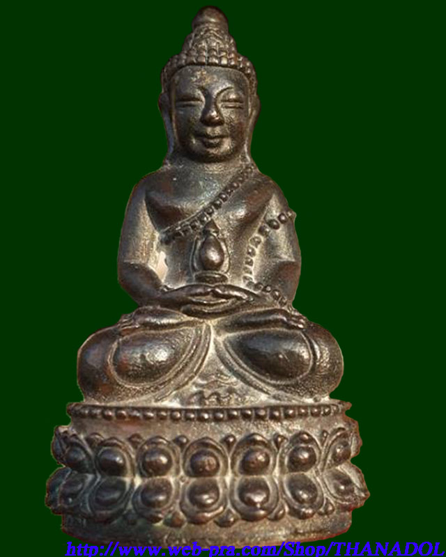 หลวงปู่กาหลงเขี้ยวแก้ว วัดเขาแหลม พระกริ่งเขี้ยวแก้วรุ่นแรก เนื้อนวโลหะเต็มสูตรเทโบราณ สร้างเพียง 1,