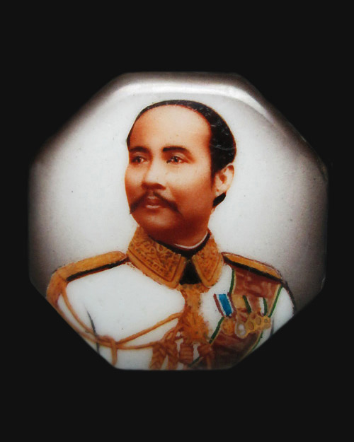 ล็อกเก็ตรัชกาลที่.๕ (พระบาทสมเด็จพระจุลจอมเกล้าเจ้าอยู่หัว) สภาพเก่าสวยเดิมๆครับ
