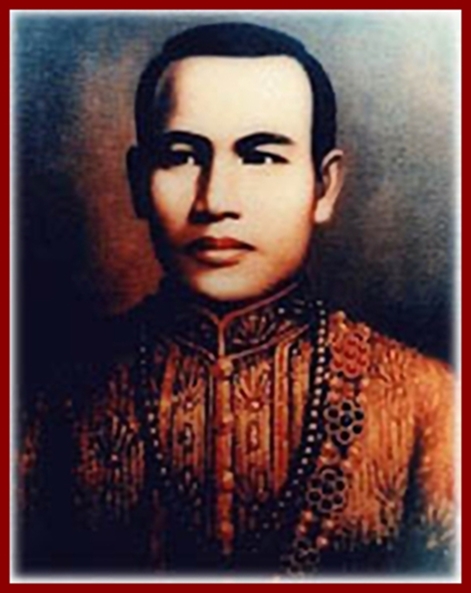 เหรียญพระเจ้าตากสิน เผด็จศึกค่ายบางกุ้ง พ.ศ.๒๓๑๑