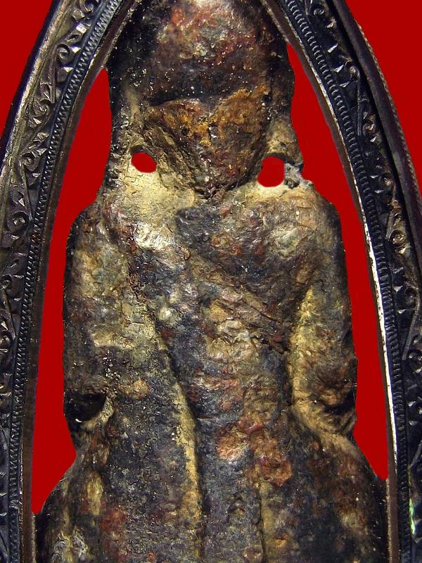 พระอู่ทองลอยองค์ สนิมแดง กรุเก่า (ศรีสวัสดิ์) จ.กาญจนบุรี