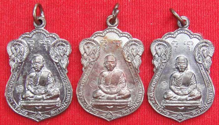(((วัดใจเคาะเดียว ๑๐ บาท ยกชุด 3 องค์))) เหรียญเสมา หลวงพ่อคูณ ปริสุทโธ วัดบ้านไร่ เนื้อทองแดงรมมันป