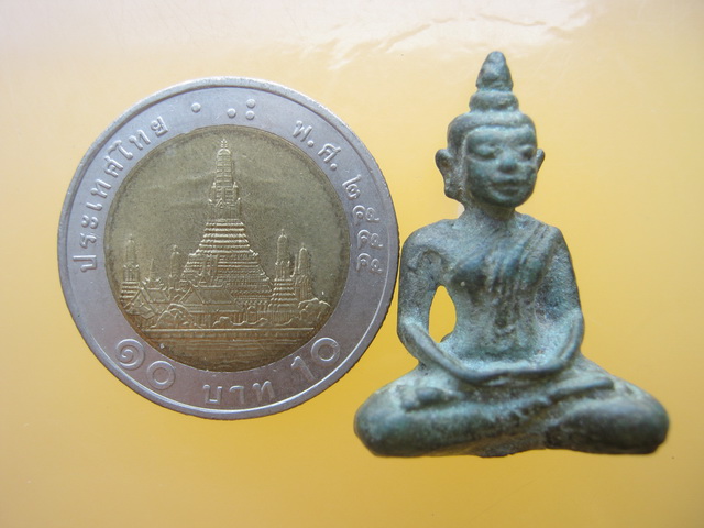 พระยอดธง พิมพ์สมาธิ ไม่ทราบที่