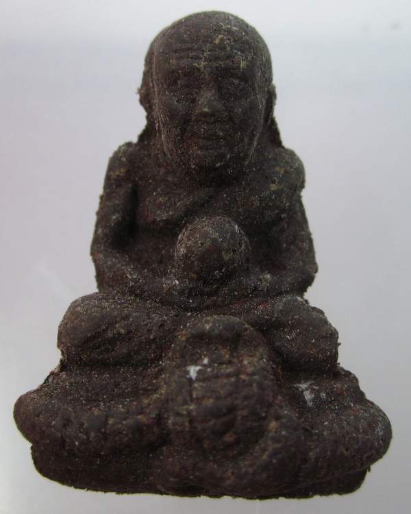 หลวงปู่ทวดลอยองค์ ไม่ทราบวัด