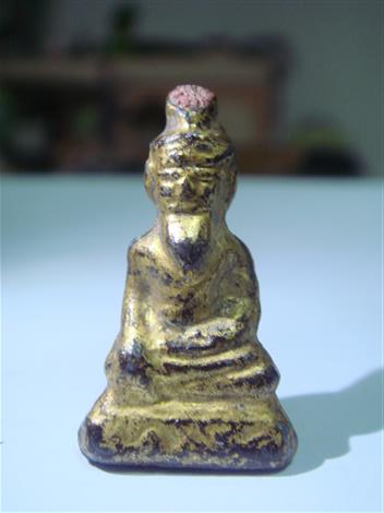 พระวัดเชิงท่า ทาชาดแดง ปิดทอง พิมพ์ฤาษี สวยๆ (เคาะเดียว) 380 บาท