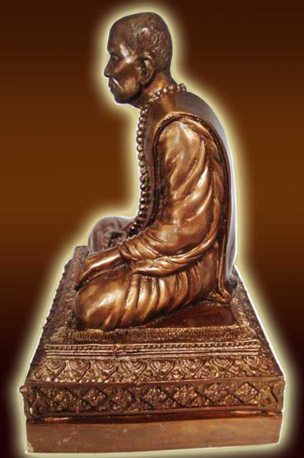 รูปเหมือนบูชา  5  นิ้ว หลวงปู่คำบุ  อุบลฯ  รุ่น เจริญพรสดุ้งกลับ  หมายเลข  ๒๒๖