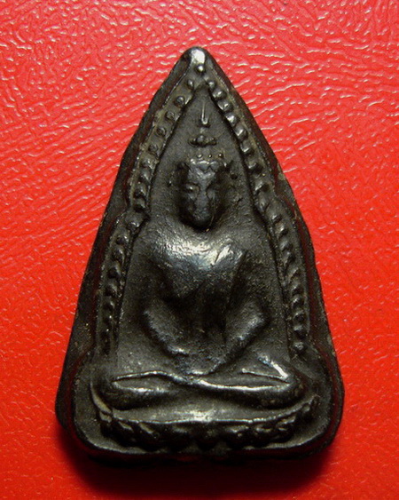 * ชินราชก้ามปูเนื้อผงใบลาน หลวงพ่อเงิน วัดดอนยายหอม จ.นครปฐมค่ะ*