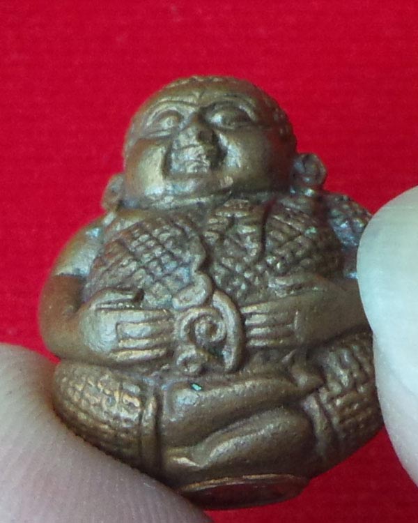 กอมพระสังกัจจายน์พูลสุข และเหรียญฤาษีสิทธิโคดมบรมครู-พระพิฆเนศร์ หลวงพ่อพูล วัดไผ่ล้อม จ.นครปฐม 