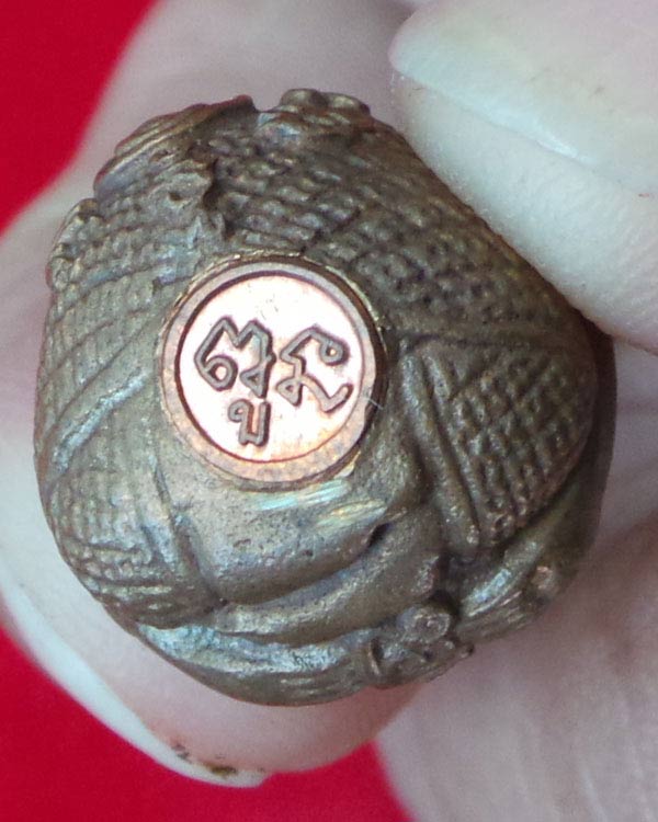 กอมพระสังกัจจายน์พูลสุข และเหรียญฤาษีสิทธิโคดมบรมครู-พระพิฆเนศร์ หลวงพ่อพูล วัดไผ่ล้อม จ.นครปฐม 