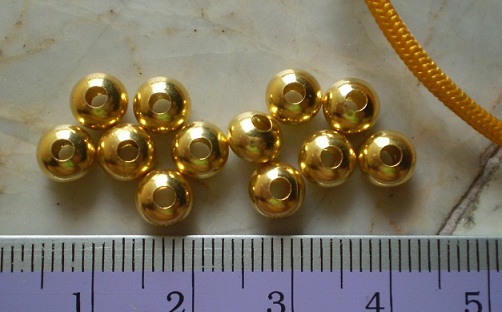 ราคาพิเศษ  วันเฉลิมฯ  เม็ดทองแท้ 90  ขนาด 6 มิล จำนวน 12 เม็ด  เคาะเดียว