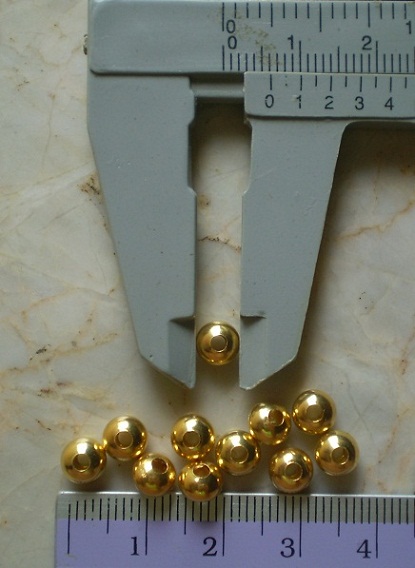 ราคาพิเศษ  วันเฉลิมฯ  เม็ดทองแท้ 90  ขนาด 6 มิล จำนวน 12 เม็ด  เคาะเดียว