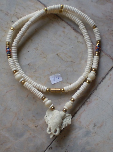 สร้อยกระดูกช้าง  สลับเม็ดทองไมครอน  ห่วงกลางหัวช้าง  เคาะเดียว 