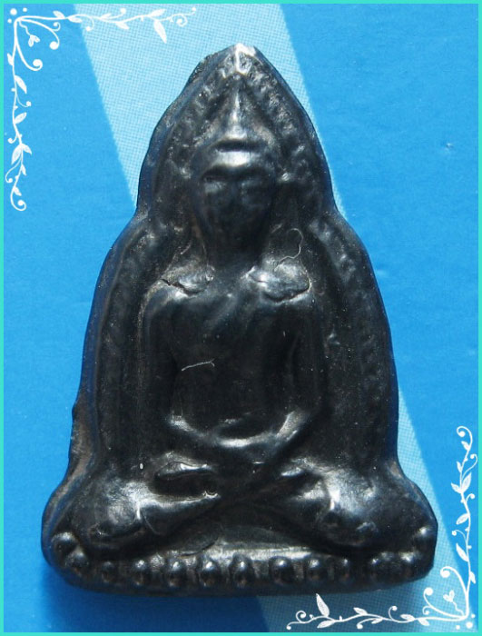 ...ลพ.เงิน วัดดอนยายหอม นครปฐม พระกลีบบัว เนื้อเมฆพัตร หลังยันต์นะ หายากๆ ...