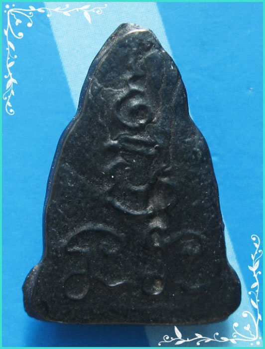 ...ลพ.เงิน วัดดอนยายหอม นครปฐม พระกลีบบัว เนื้อเมฆพัตร หลังยันต์นะ หายากๆ ...