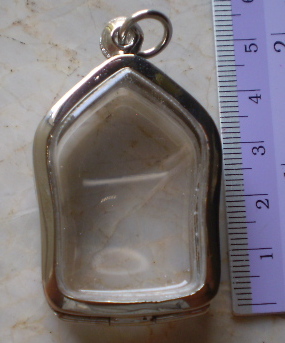 ตลับเงินขัดเงา  ใส่ขุนแผนผงพรายกุมาร  พิมพ์ใหญ่  เคาะเดียว 