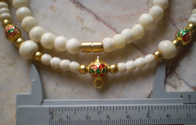 สร้อยกระดูกช้าง สลับทองไมครอน   ห่วงกลางหัวขุน  เคาะเดียว 