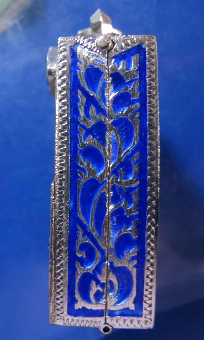 ตลับเงินลงยา ใส่พระสมเด็จ หนัก 2 บาท