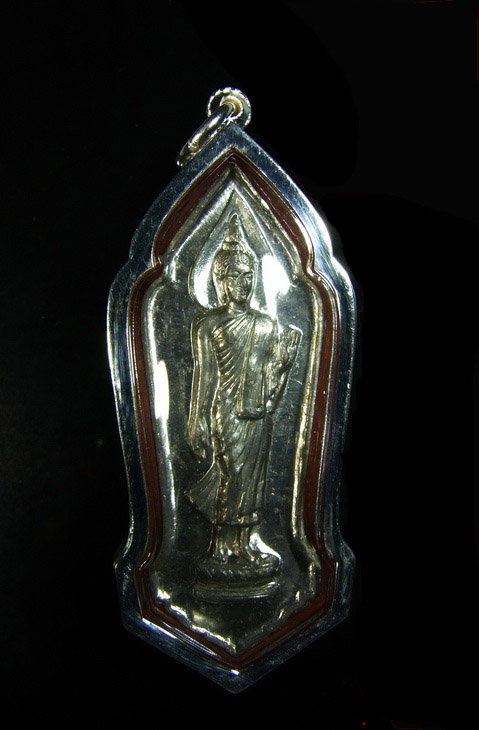 ๒๕ พุทธศตวรรษ พร้อมเลี่ยมเงินแท้ คัดสวย ตำหนิครบ