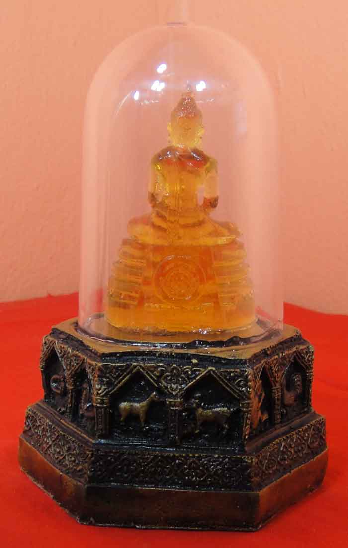 (((วัดใจเคาะเดียว ๑๐ บาทแดง))) พระพุทธโสธร ขนาดหน้าตัก ๑.๕ นิ้ว ฐาน ๓ นิ้ว สูง ๕ นิ้ว...สีส้ม วันพฤห