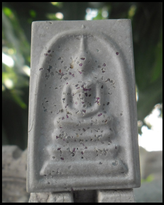 >> เคาะเดียว << สมเด็จโรยพลอย วัดบวรนิเวศวิหาร ปี 2536