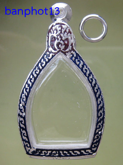 เคาะแรก ตลับเงินแท้แกะลายลงยา หลังปิด ยกซุ้มใส่หลวงพ่อปาน วัดบางนมโค งานเนียบสวยจริงๆครับ