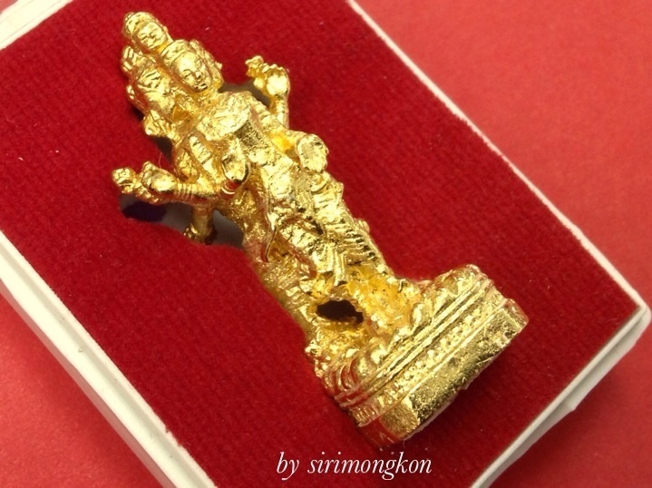 ***FB200***200บ.***พระตรีมูรติ-พระพิฆเนศ รุ่นเทพสถิตย์ ปี44 วัดสุทัศน์ฯ เนื้อกะไหล่ทอง กล่องเดิม#2