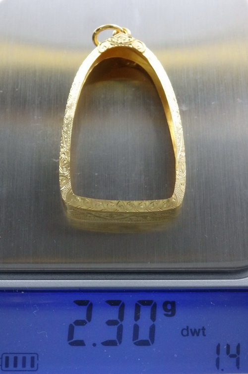 กรอบทอง หนัก 2.3 กรัม