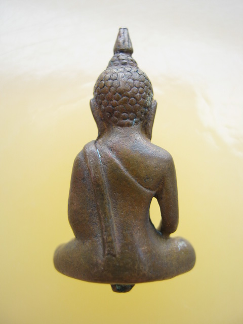 พระยอดธง เนื้อทองแดง