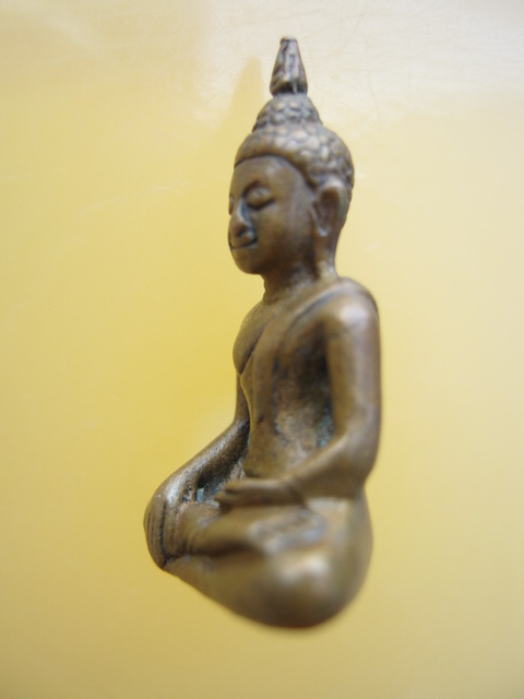 พระยอดธง เนื้อทองแดง