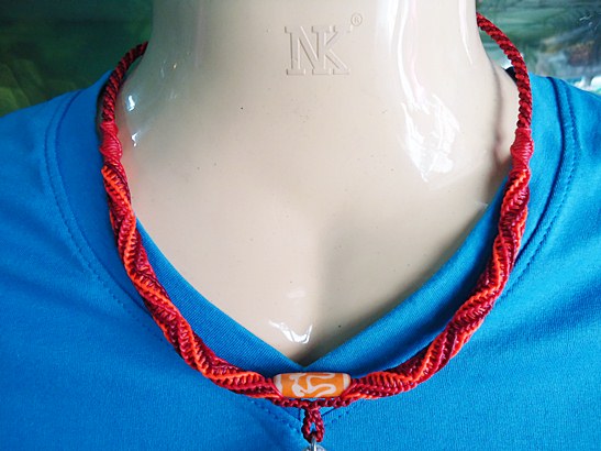 *วัดใจ* สร้อยคอเชือกเทียนถัก งานถักด้วยมือทั้งเส้น ความยาว 20 นิ้ว ห้อยพระหนึ่งองค์