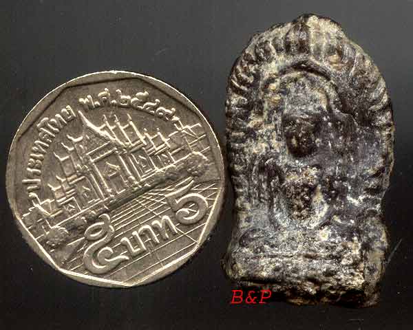 ซุ้มนครโกษา กรุทัพชุมพล กำแพง..สนิมแดง..สมบูรณ์