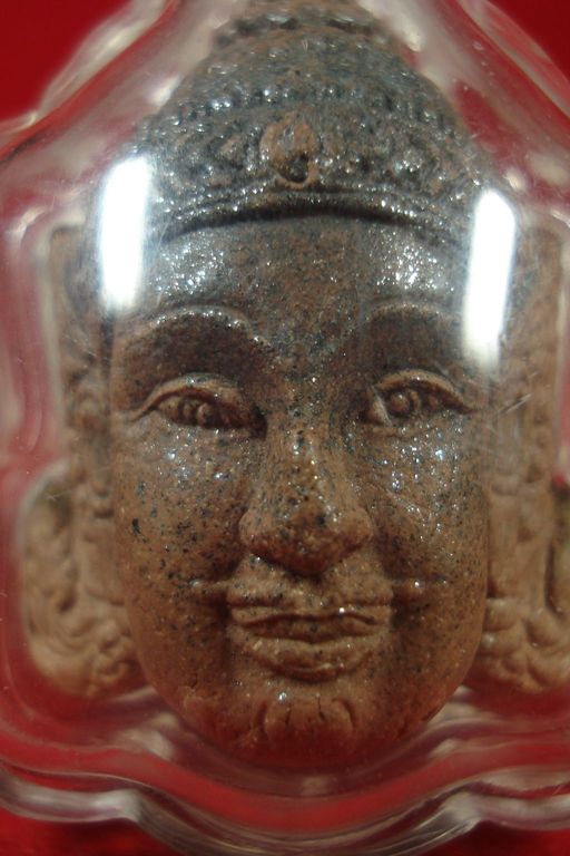 พระลักษณ์หน้าทอง รุ่นครอบเศียรพระลักษณ์ 49 หลวงปู่กาหลง วัดเขาแหลม