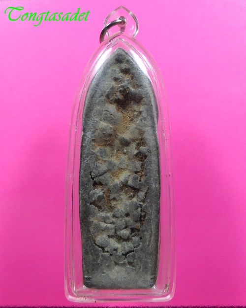 พระร่วงเนื้อตะกั่วไม่ทราบที่สภาพเก่า ราคาไม่แพง ใครชอบประมูลไปเลยครับ