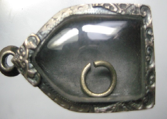 ตลับเงินมือสองปิดหลัง พระรอดขนาดกลาง