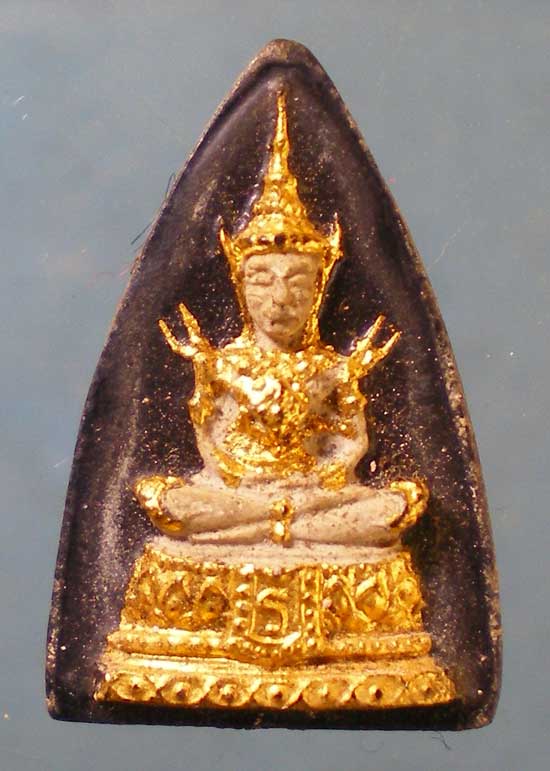 พระแก้วมรกต หลวงพ่อเริ่ม วัดบางพระ ชลบุรี (ขนาดปลายนิ้วก้อย)