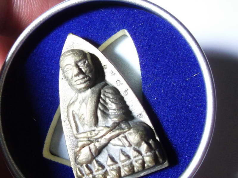 หลวงปู่ทวด เตารีด 100ปี รวมชนวน สมเด็จญาณสังวรฯ วัดบวรนิเวศวิหาร พร้อมกระป๋องสวย