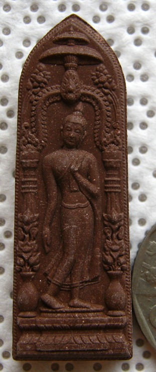 พระผงปางลีลา (เนื้อผงชานหมาก) หลวงปู่นาม วัดน้อยชมภู่ จ สุพรรณบุรี ปี2555