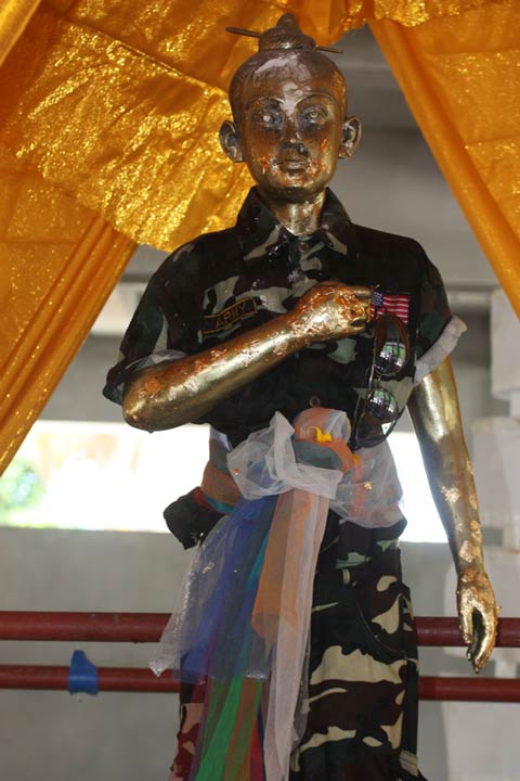 เหรียญ ไอ้ไข่ เด็กวัดเจดีย์ ต.ฉลอง อ.สิชล จ.นครศรีธรรมราช เนื้อทองแดง ตอกโค๊ต ๕ จัดสร้าง ปี พ.ศ.๒๕๕๕